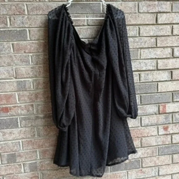 Missguided Plus Black Long Sleeve Swiss Dot Dress – US 20 – NWT - Picture 12 of 16